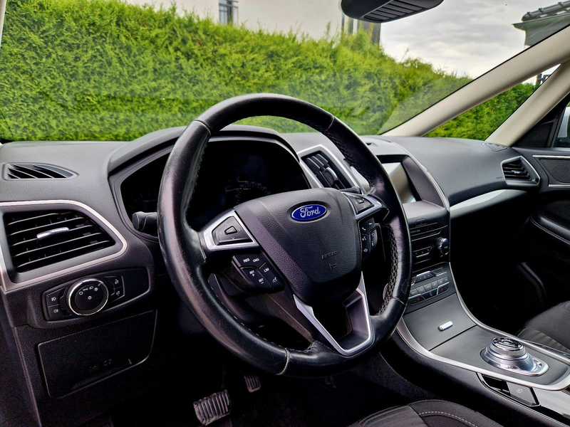 Ford S-Max (Automatik, 7-Sitzer, AHK, Navi, Kamera) — photo 11