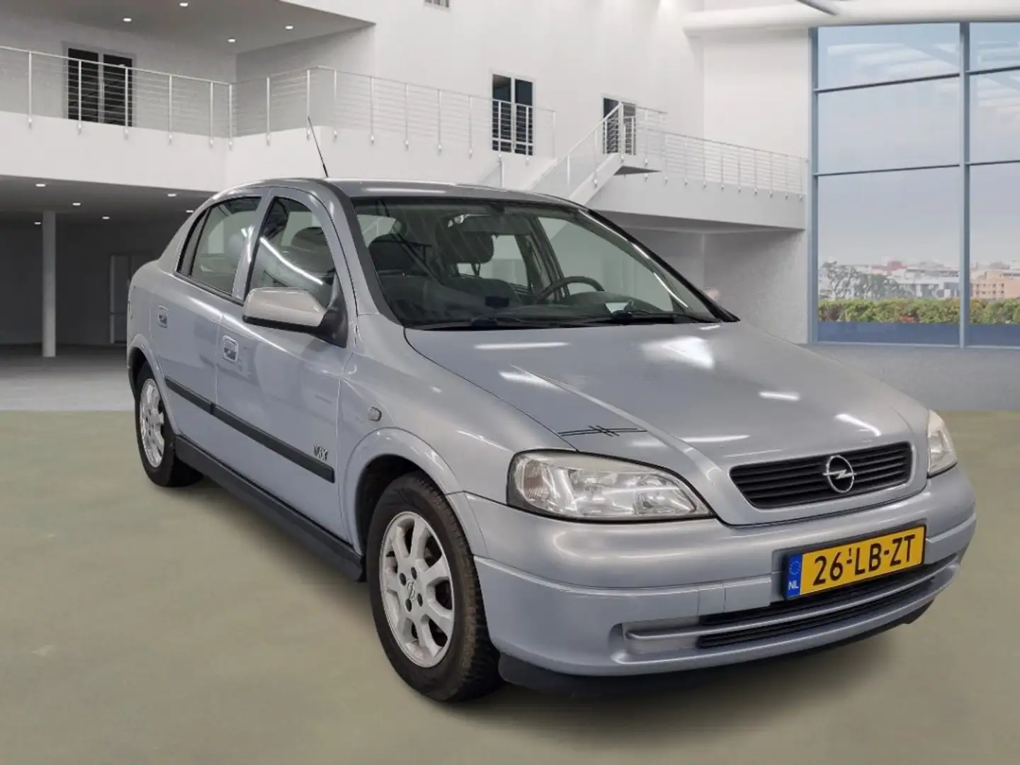Opel Astra 1.6-16V Njoy Gris - 2