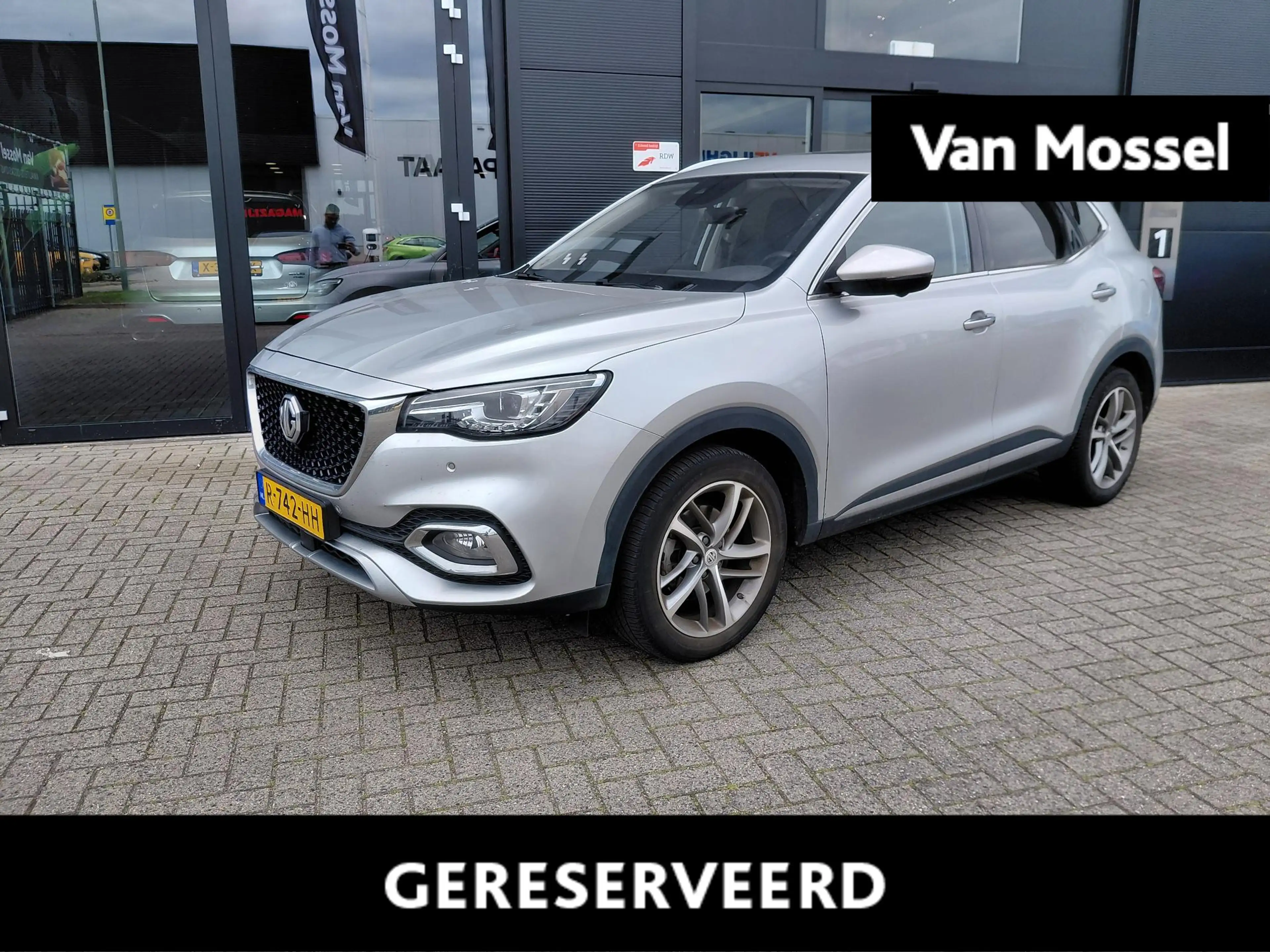 MG EHS 1.5 TGDI Luxury PHEV | Trekhaak | Apple carplay |