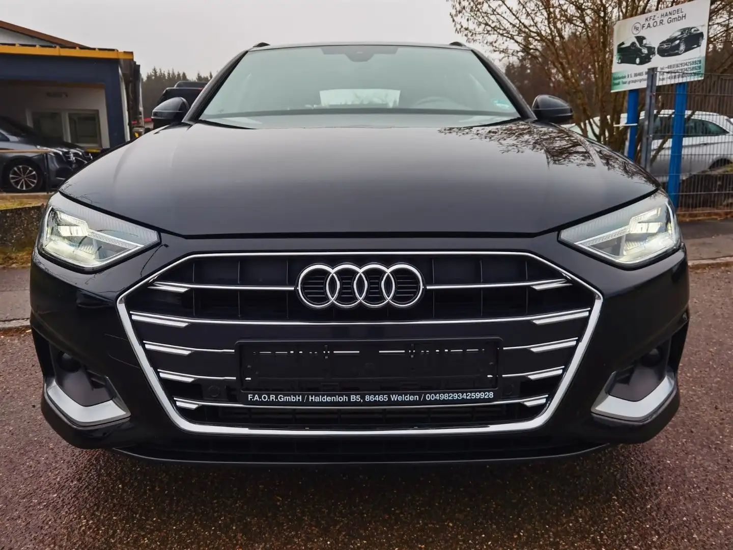 Audi A4 Avant 35 TFSI advanced Schwarz - 1