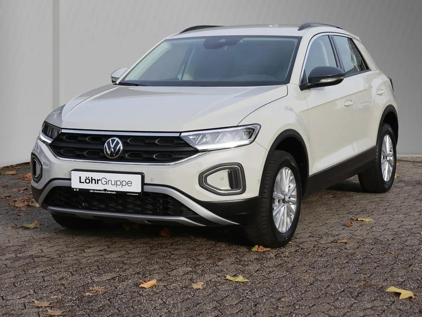Volkswagen T-Roc 1.5 TSI DSG Life Grau - 2