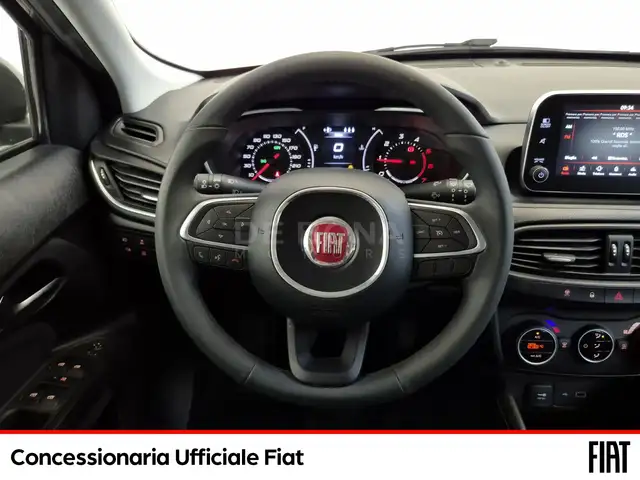 Fiat Tipo view 10