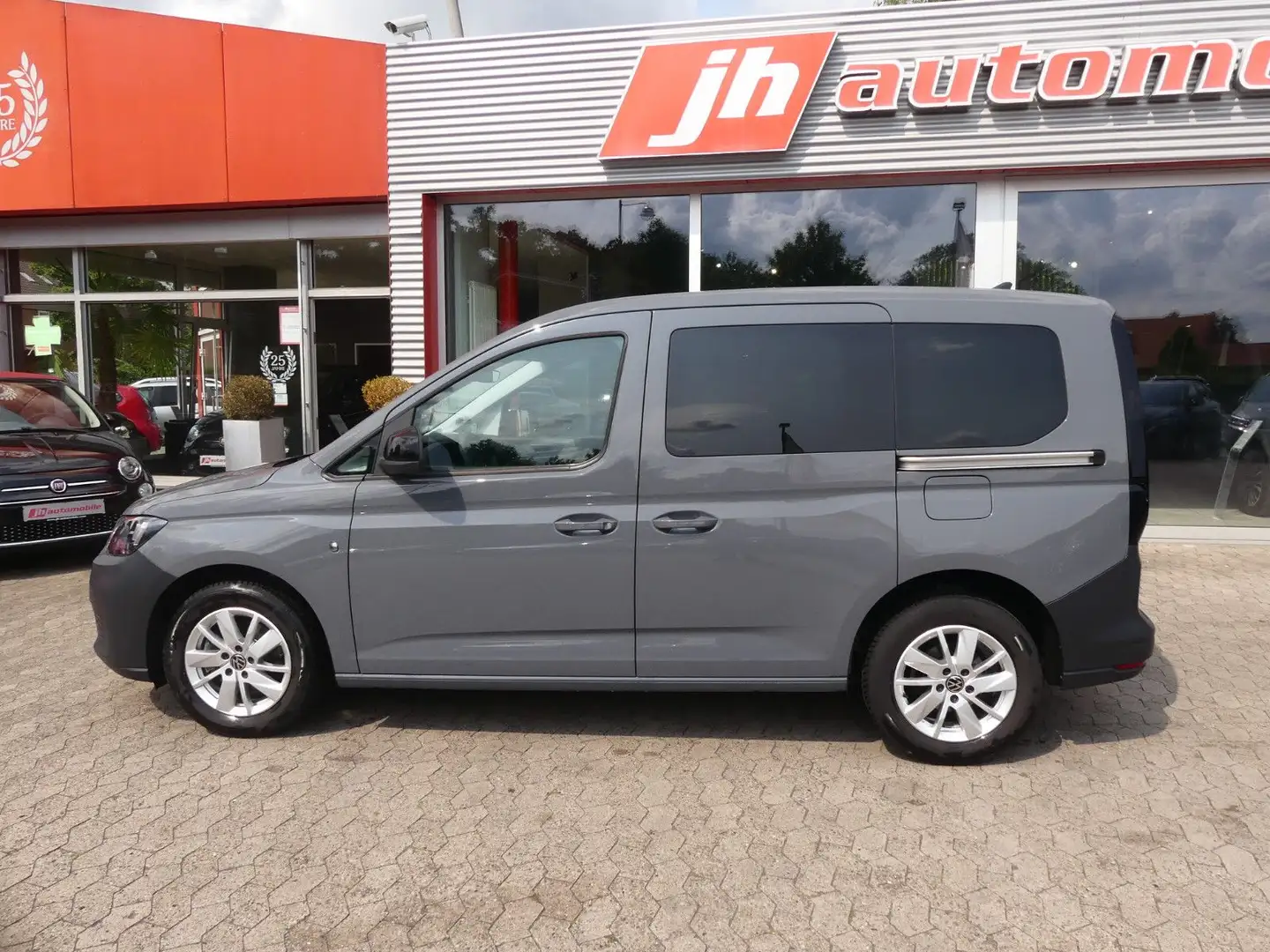 Volkswagen Caddy 1.5 TSI Navi*SHZ*PDC*Tempomat*Klima Szürke - 2