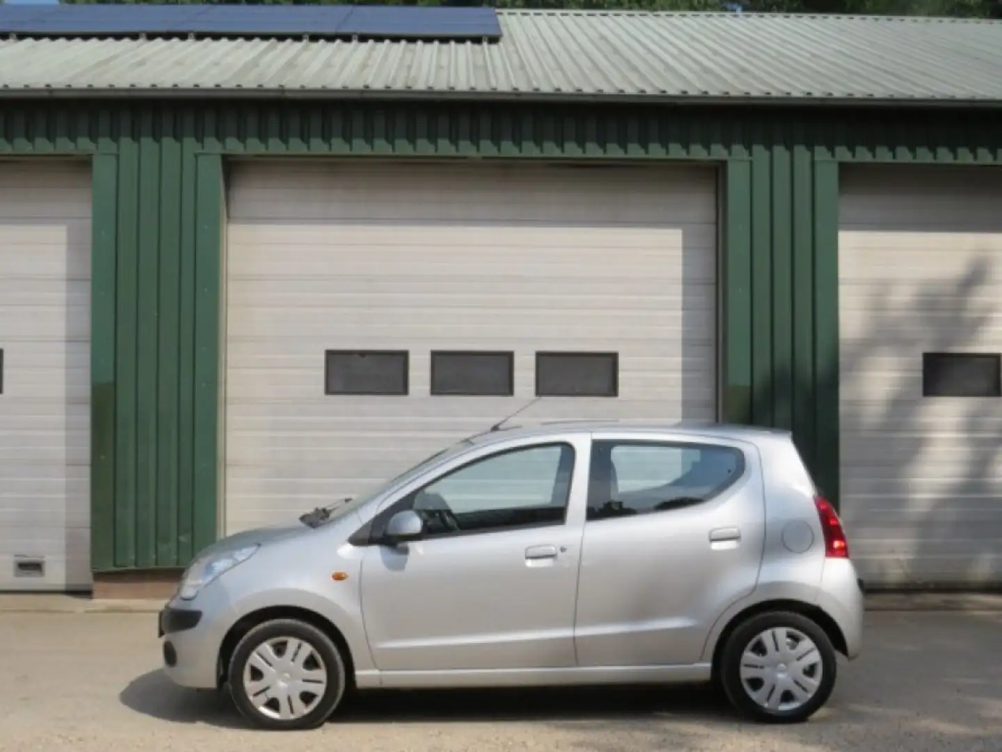 Nissan Pixo 1.0 Acenta Grijs - 1