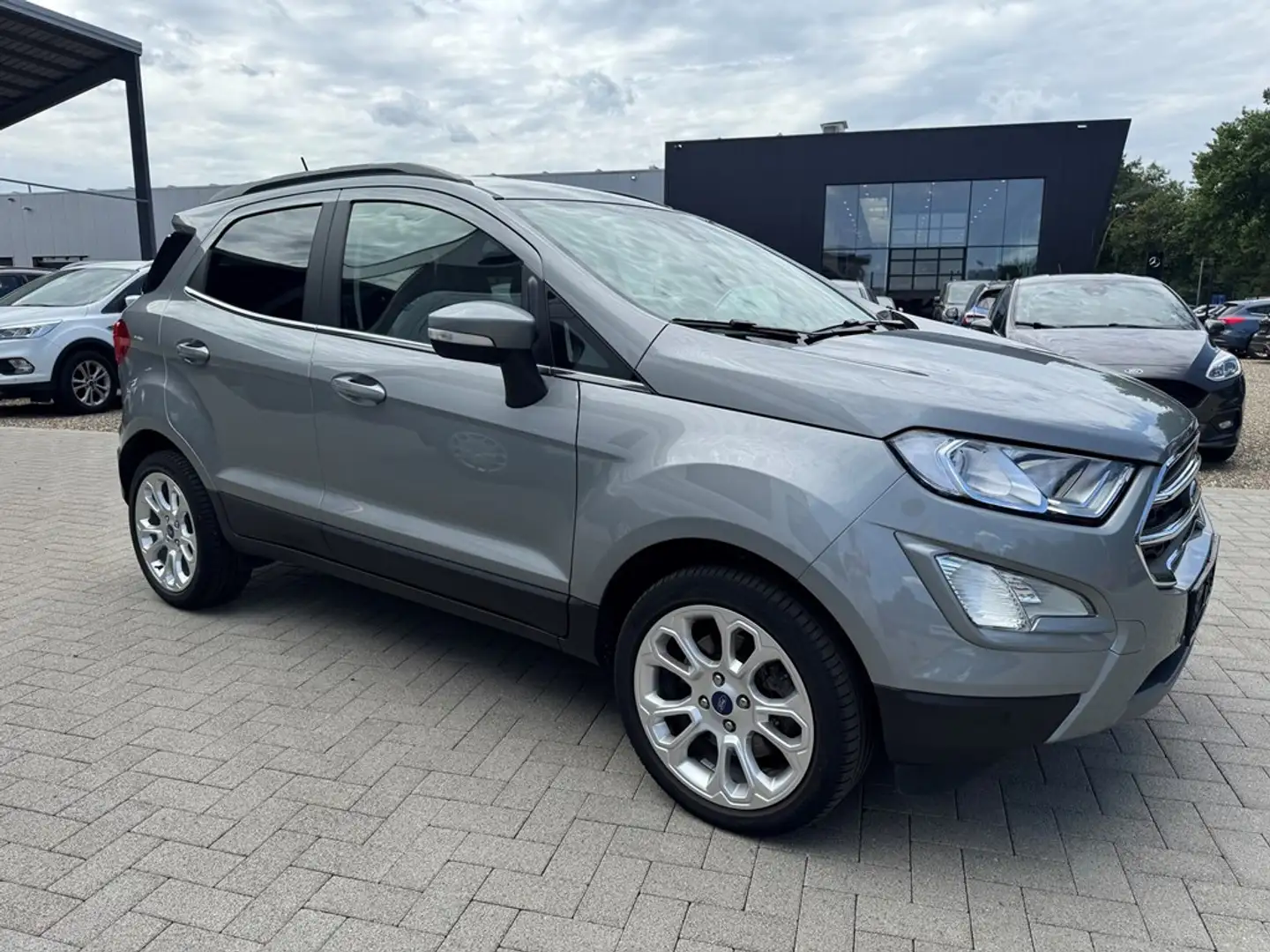 Ford EcoSport Ecosport 1.0  125 Pk (Navi, Bluetooth, achteruitri Gris - 1