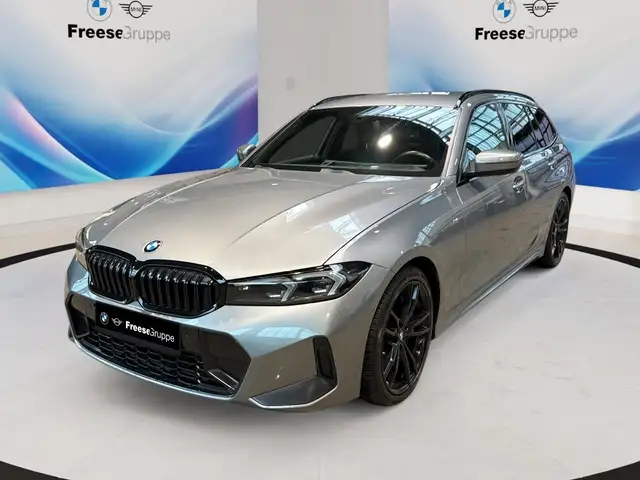 BMW 320 d AHK HEAD-UP RFK HIFI LENKRADHZ SPORTSITZE