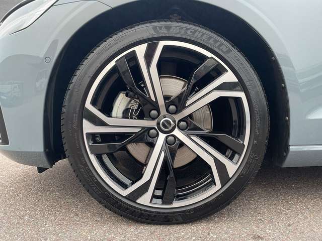 Volvo S60 B4 Mild-Hybrid Plus Dark ACC SD