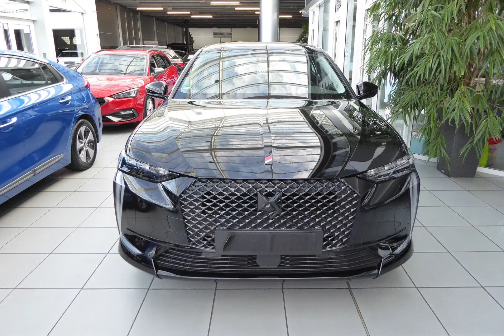 DS Automobiles DS 4 Performance Line Automatik Schiebedach Schwarz - 2