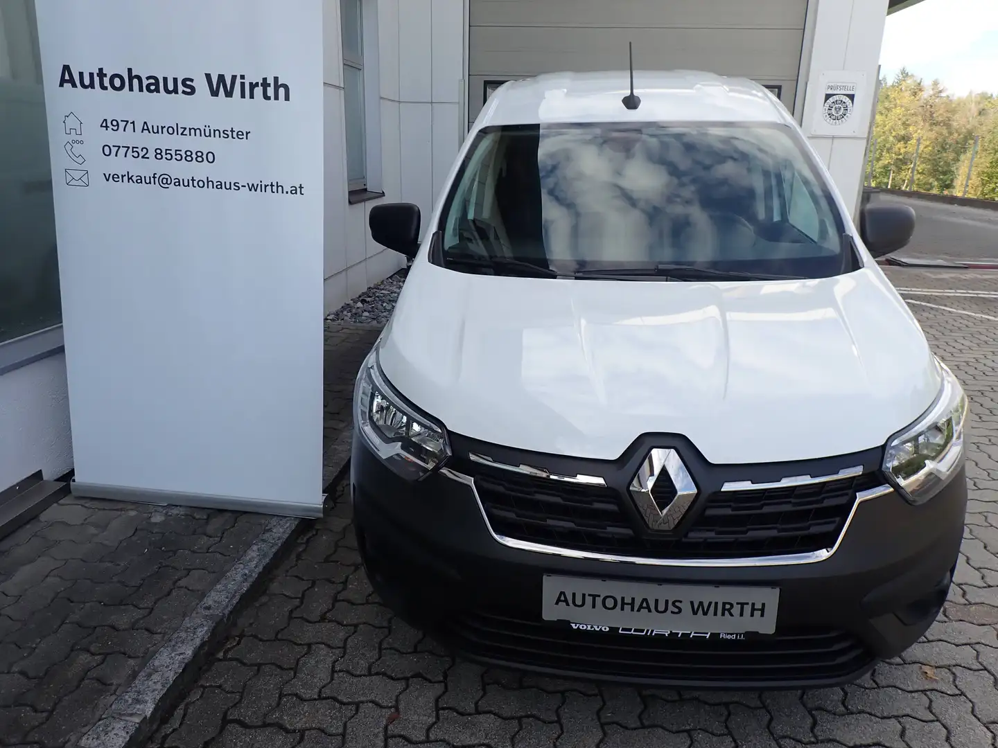 Renault Express L1 1,3 TCe 100 / Klima / Einparkhilfe hi / Mwst. ausweisbar Weiß - 2