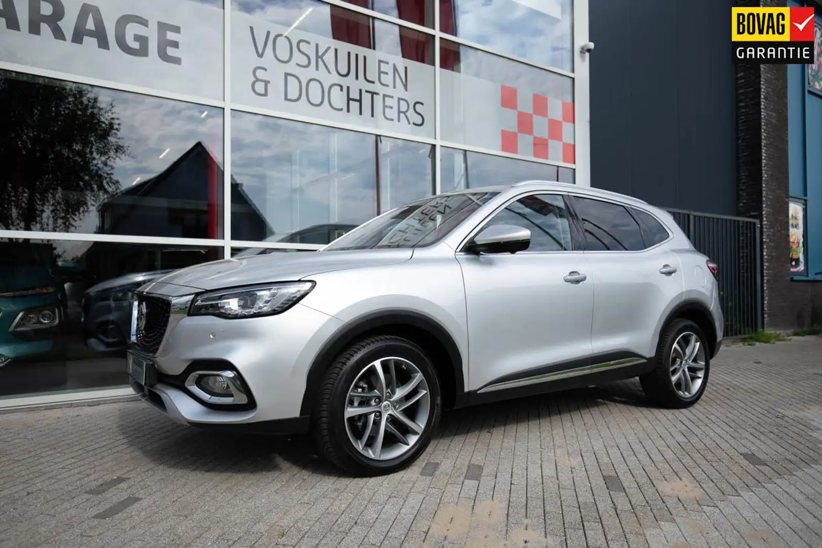 MG EHS 1.5 TGDI Luxury | Leder | AppleCarplay | Camera Grijs - 1