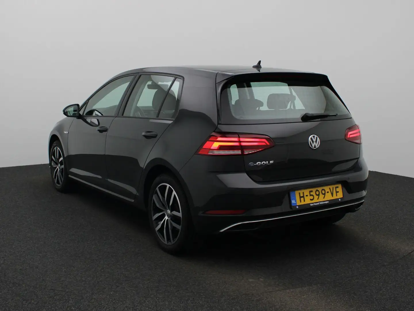 Volkswagen e-Golf E-DITION | Parkeersensoren | Apple/Carplay | Camer Grijs - 2