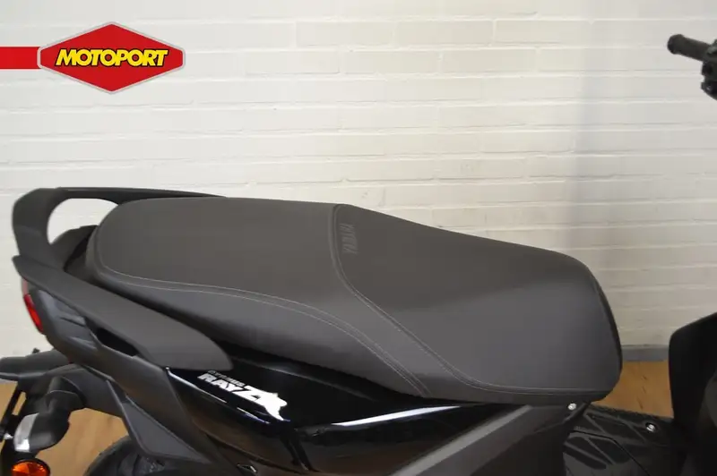 Yamaha RayZR - foto 4