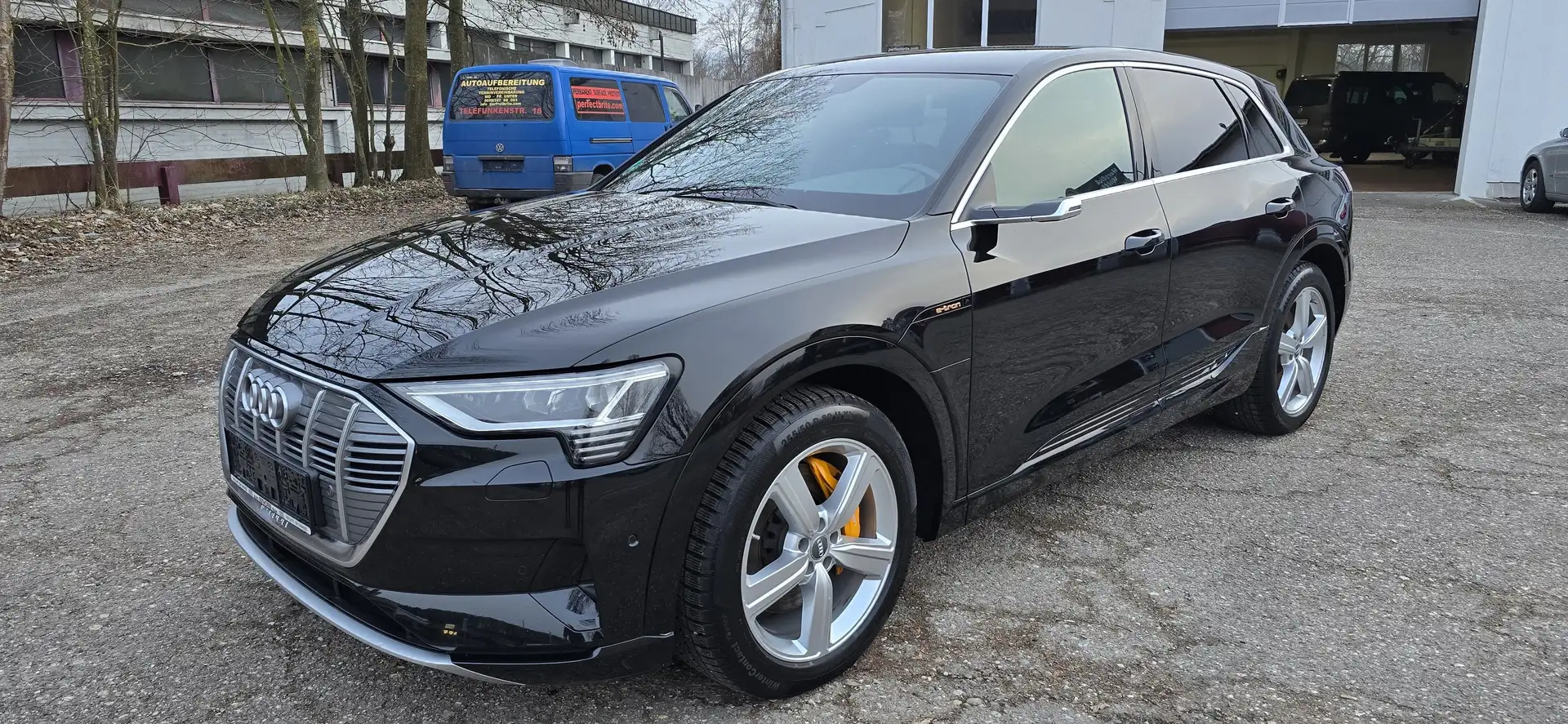 Audi e-tron e-tron 55 quattro 95kWh Advanced Advanced Schwarz - 1