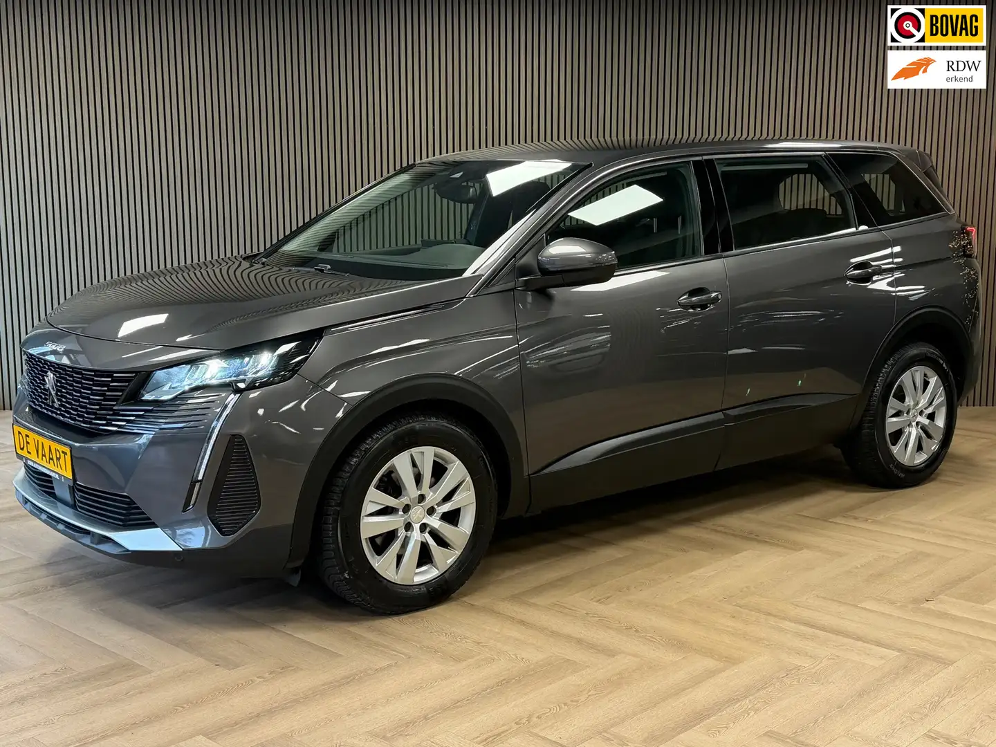 Peugeot 5008 1.2 PureTech 7 Pers. AUT NAVIGATIE CAMERA APPLE CA Gris - 1