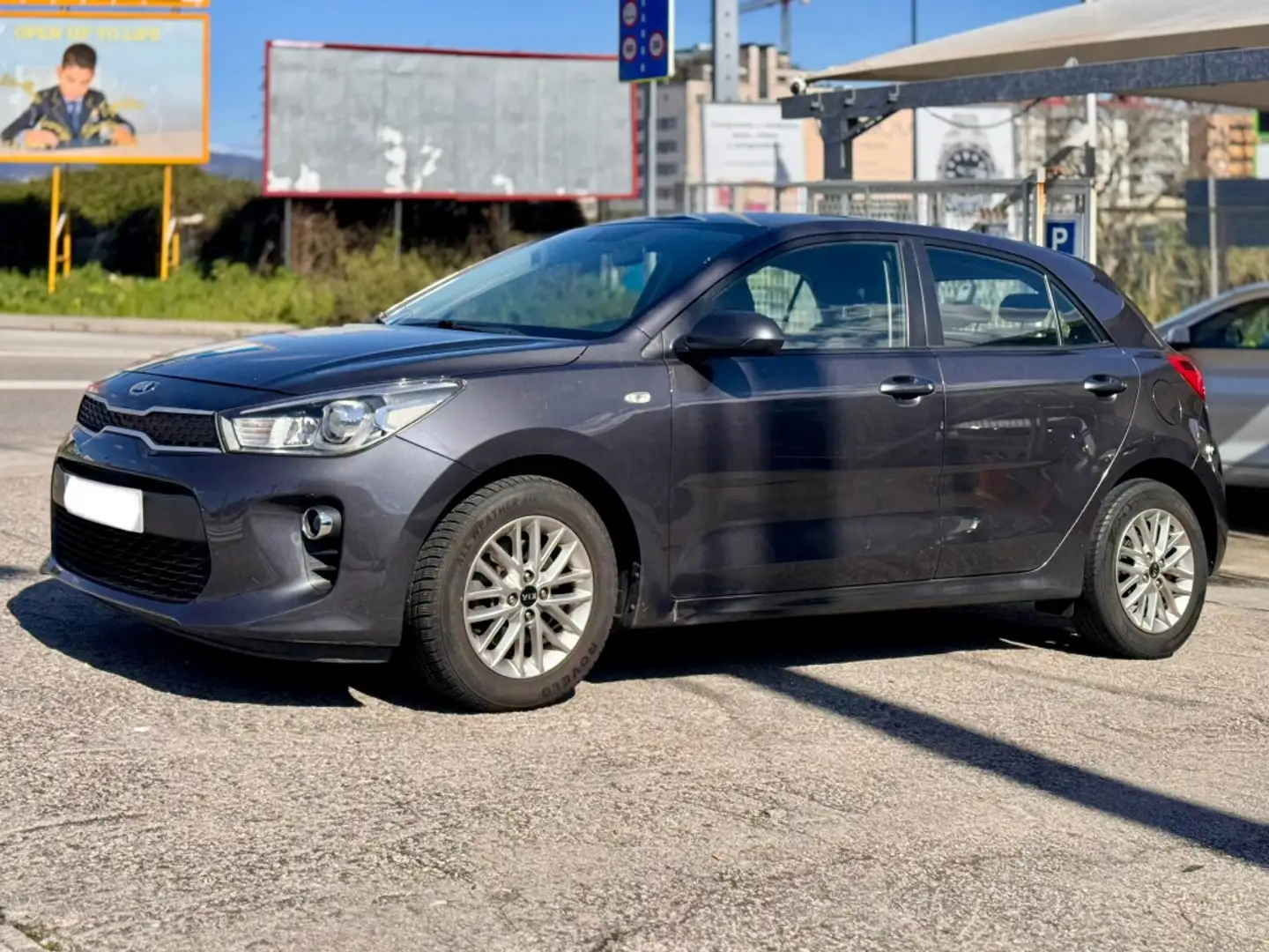 Kia Rio 1.4CRDi WGT Eco-Dynamics Concept 90 Noir - 1