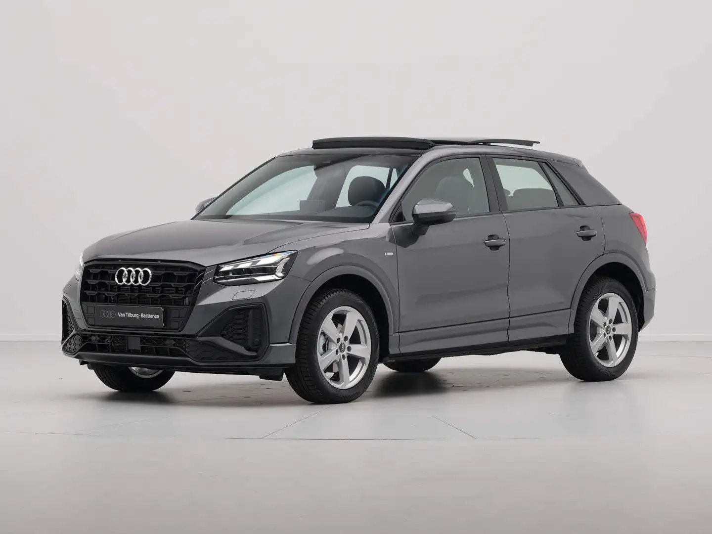 Audi Q2 35 TFSI S-Line Edition Panorama Navigatie Pdc Crui Grau - 2