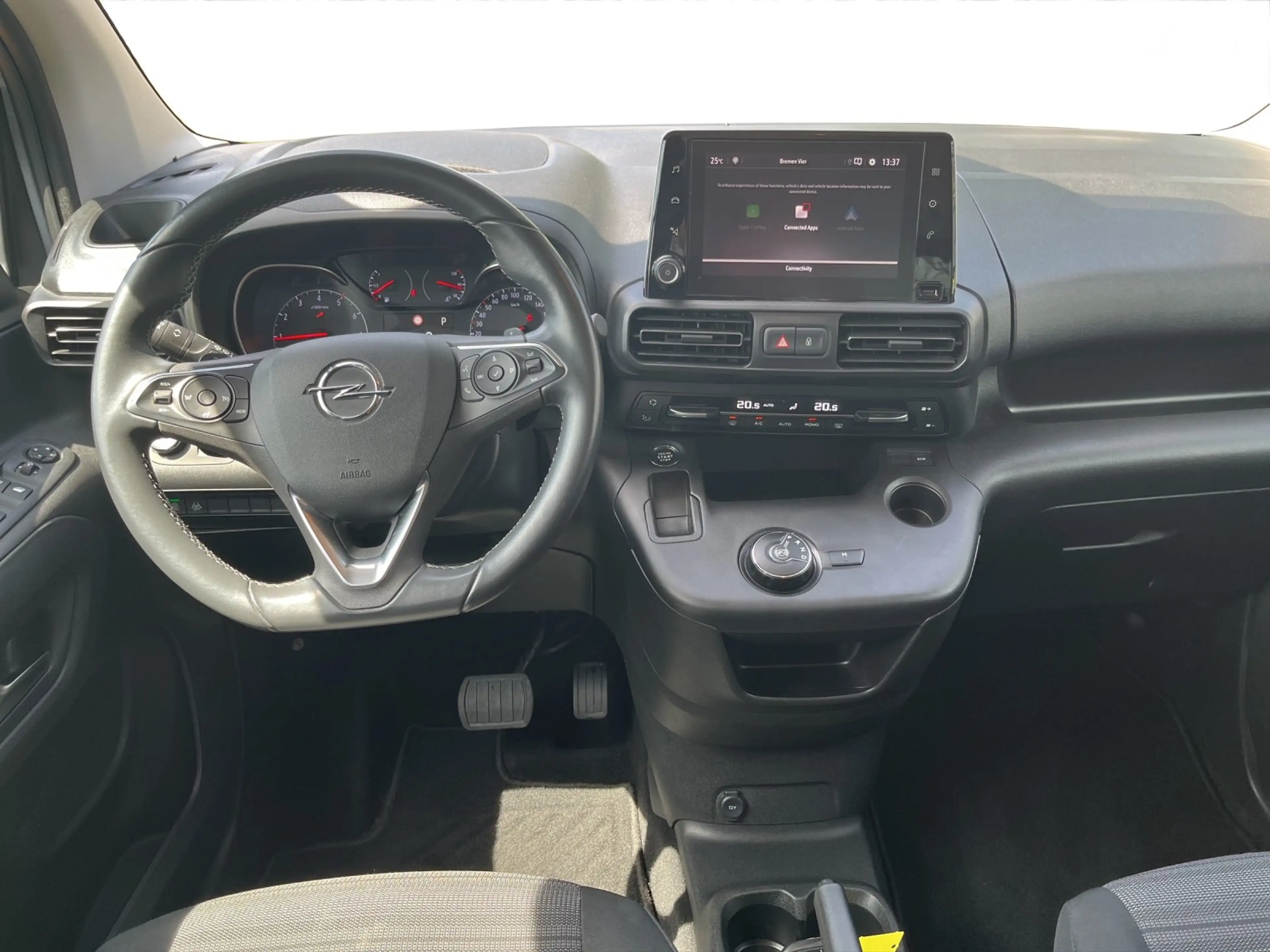 Opel Combo Life Elegance 1,2 Turbo Navi+RFK+SHZ+LM — photo 14