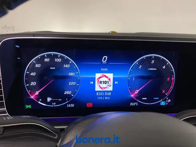 Mercedes-Benz Gle view 14