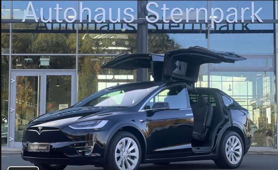 Second hand Tesla Model X electro