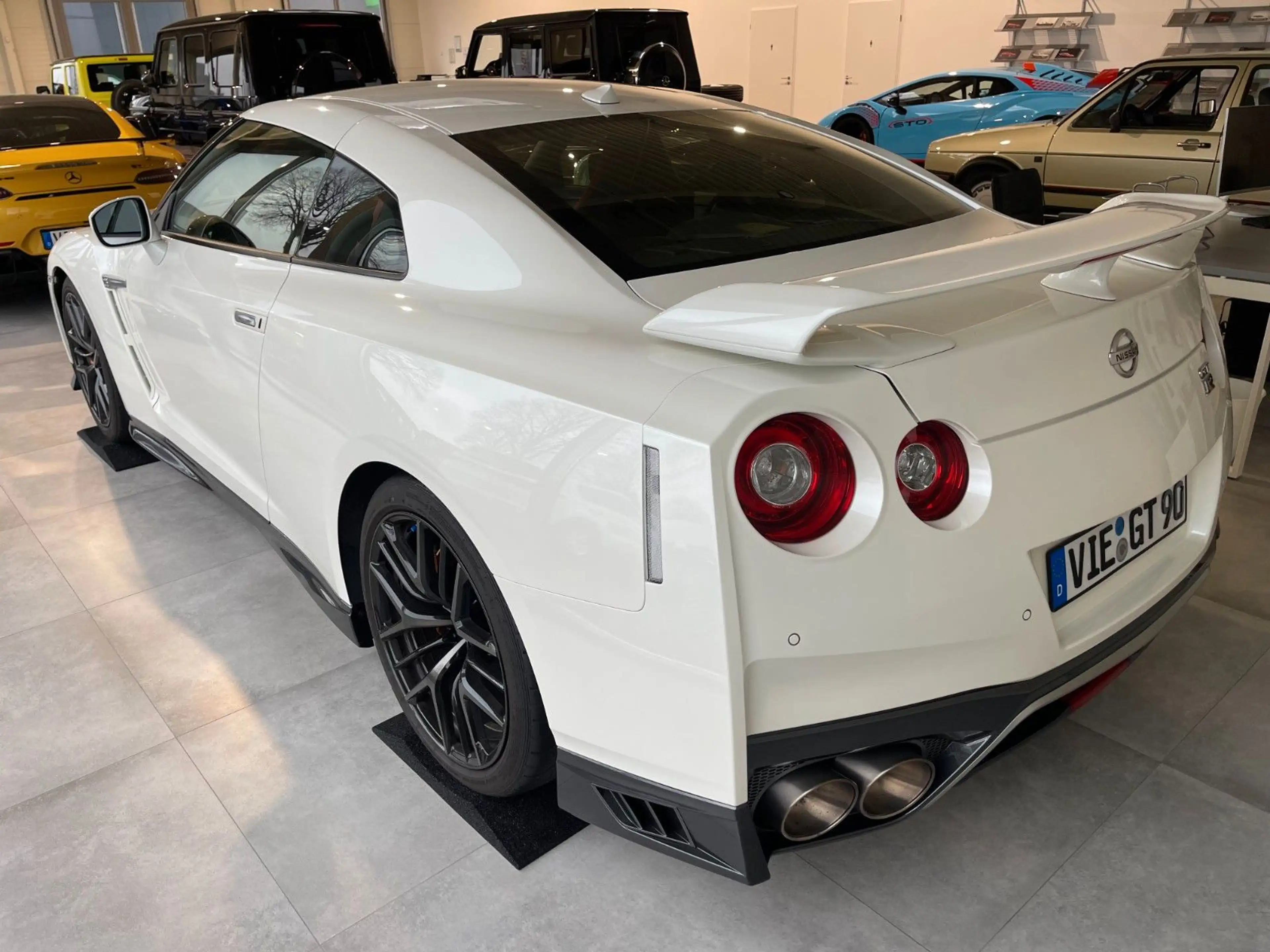 Nissan GT-R 3,8 V6 Automatik Black Edition Kamera/Navi — photo 6