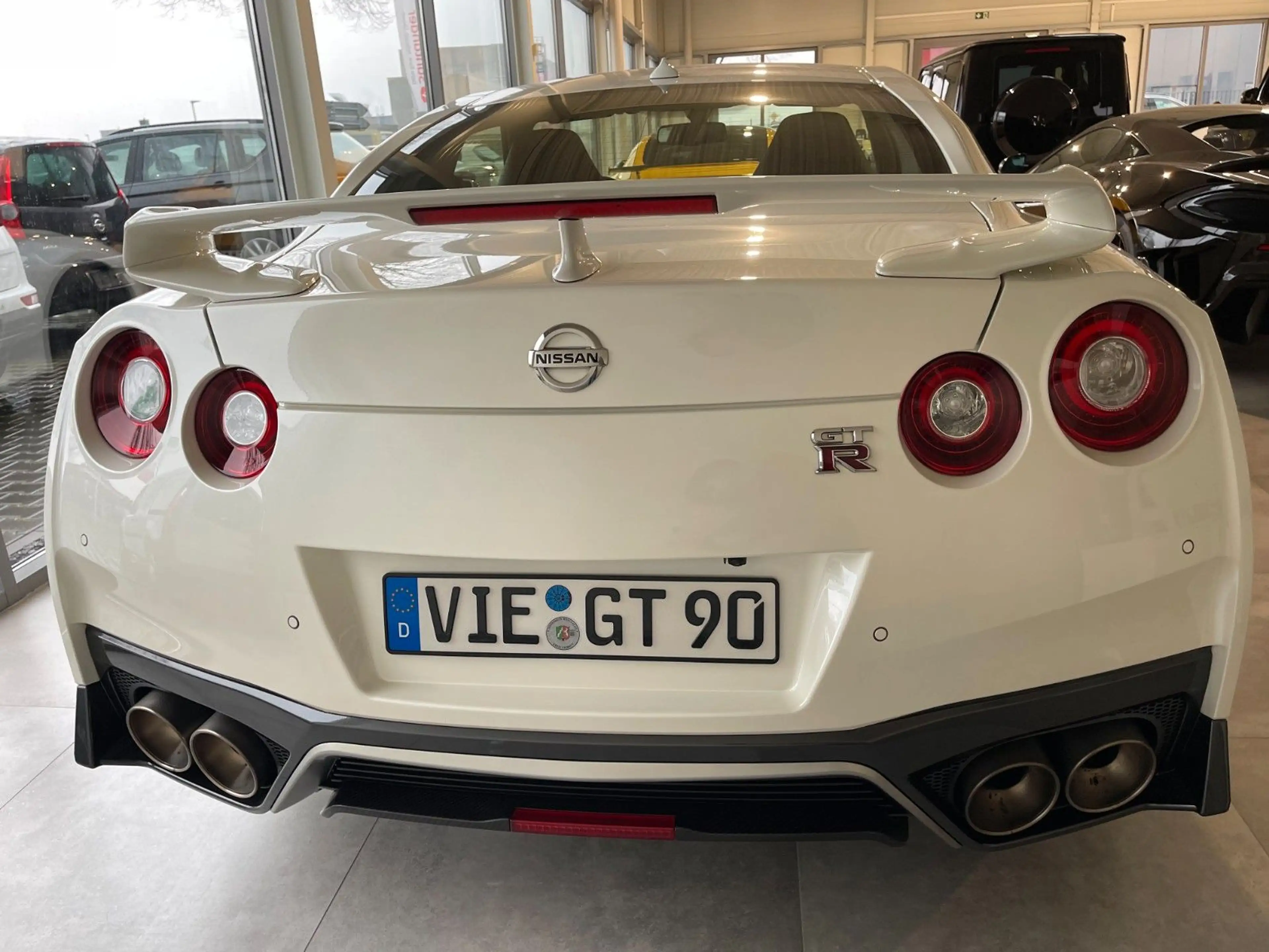 Nissan GT-R 3,8 V6 Automatik Black Edition Kamera/Navi — photo 5