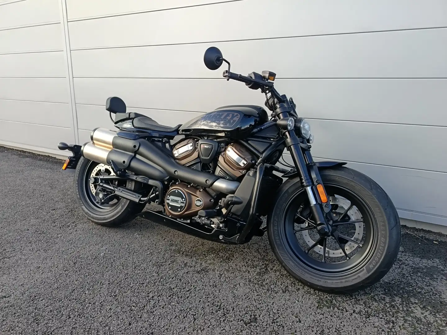 Harley-Davidson Sportster Negro - 1