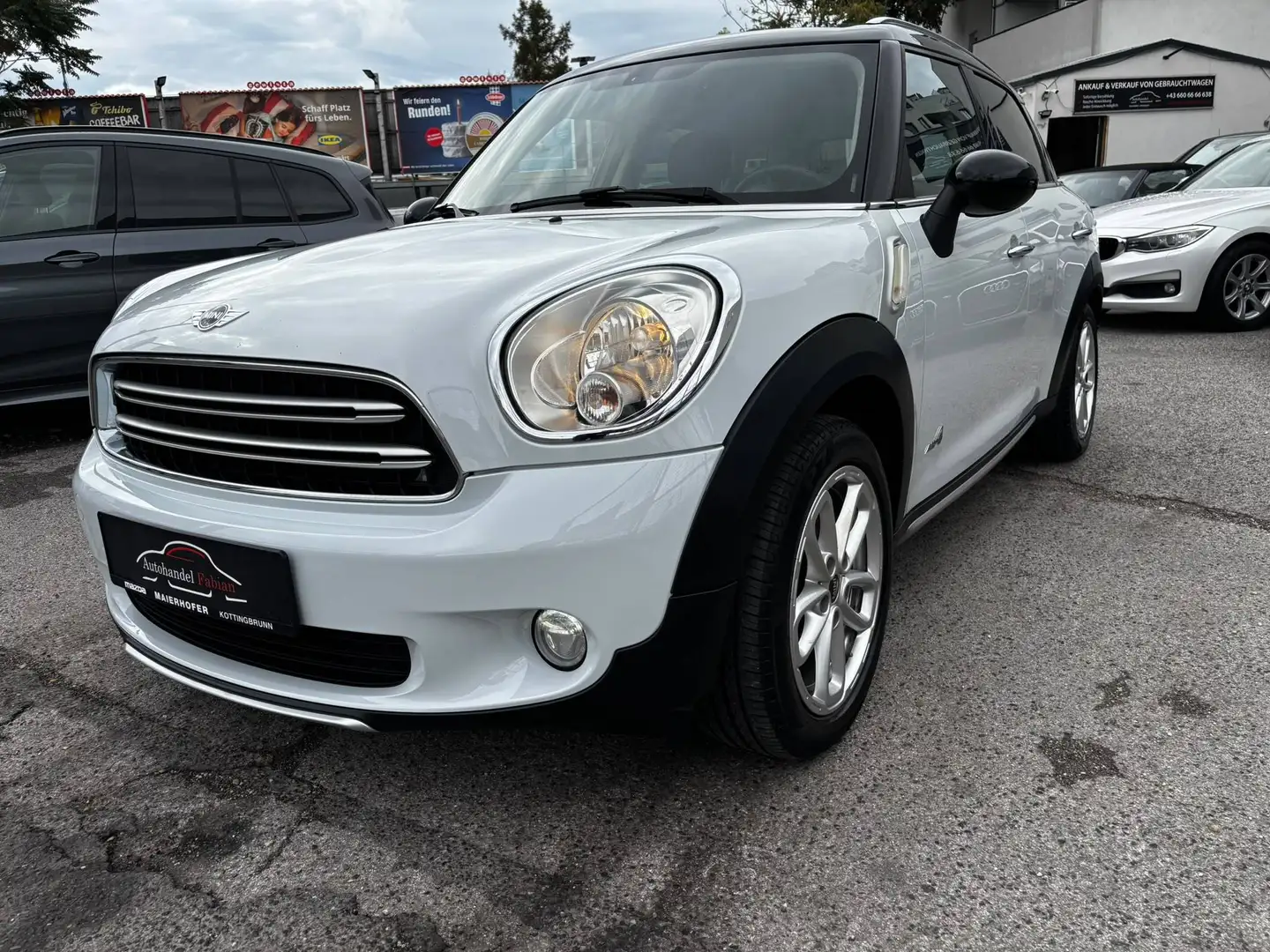 MINI Cooper D Countryman ALL4 Allrad 111PS Pickerl Parkhilfe Sitzheiz Navi Xenon Weiß - 2