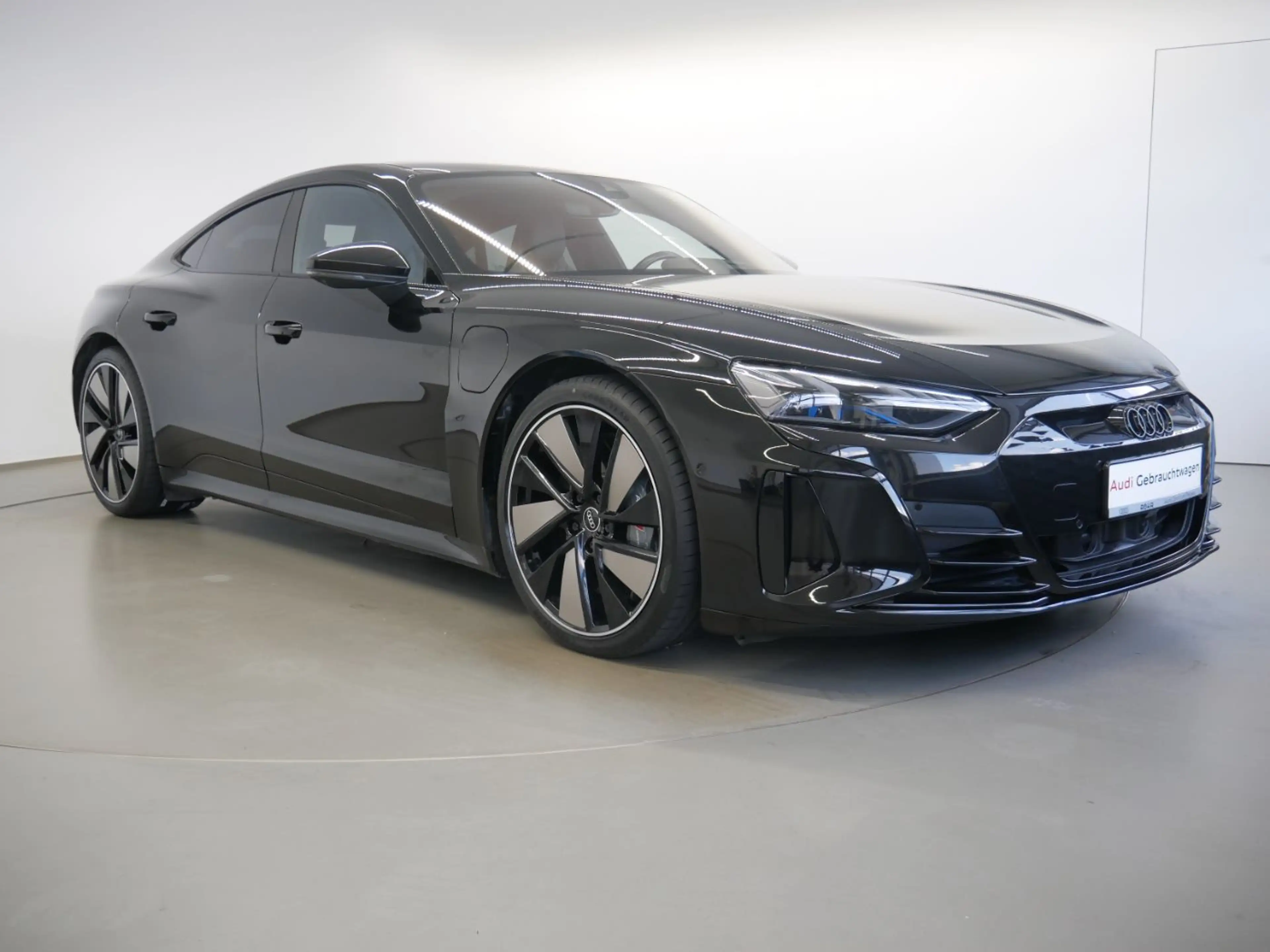 Audi e-tron GT quattro KERAMIK MATRIX HEAD-UP — photo 3