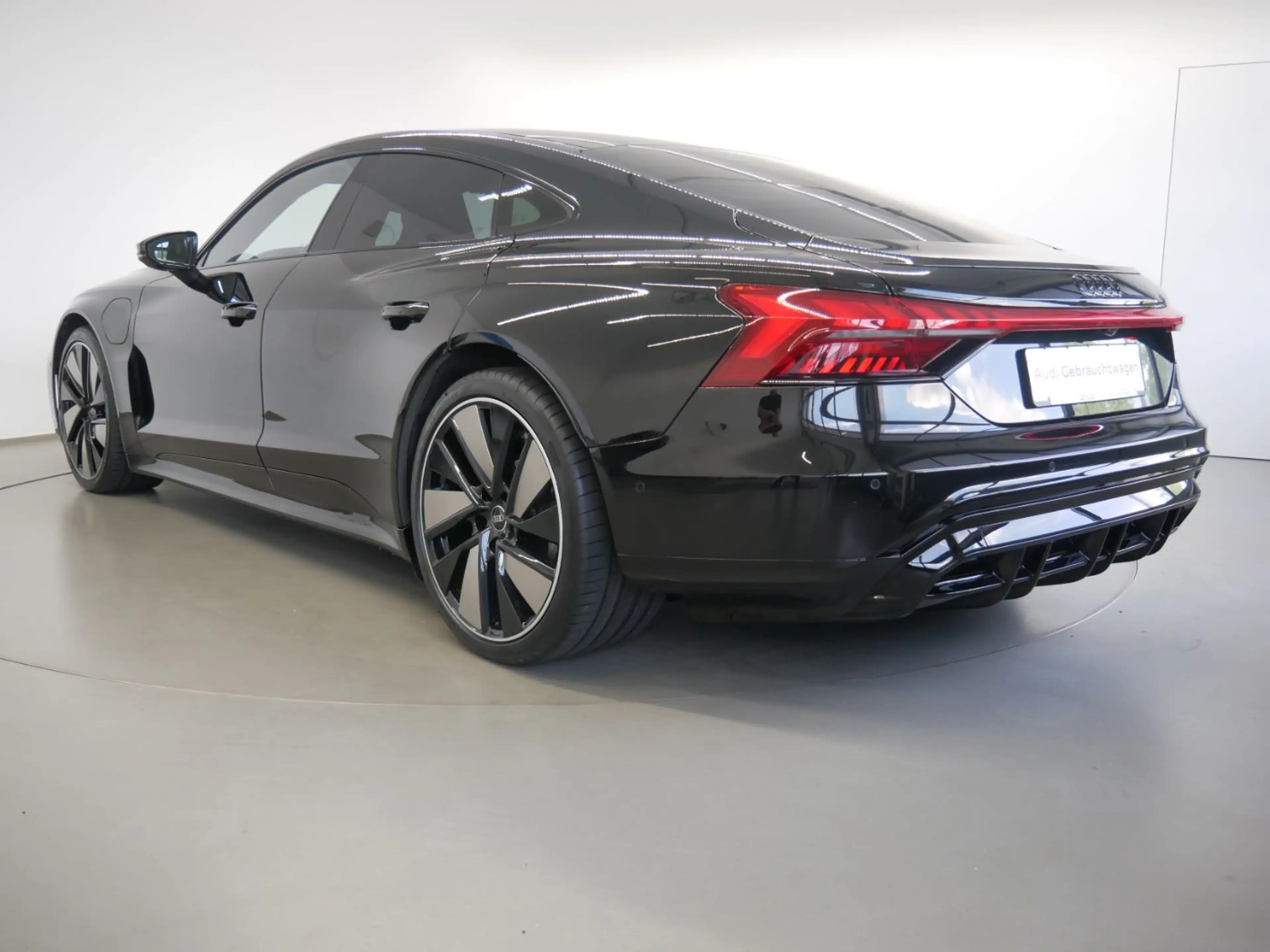 Audi e-tron GT quattro KERAMIK MATRIX HEAD-UP — photo 5