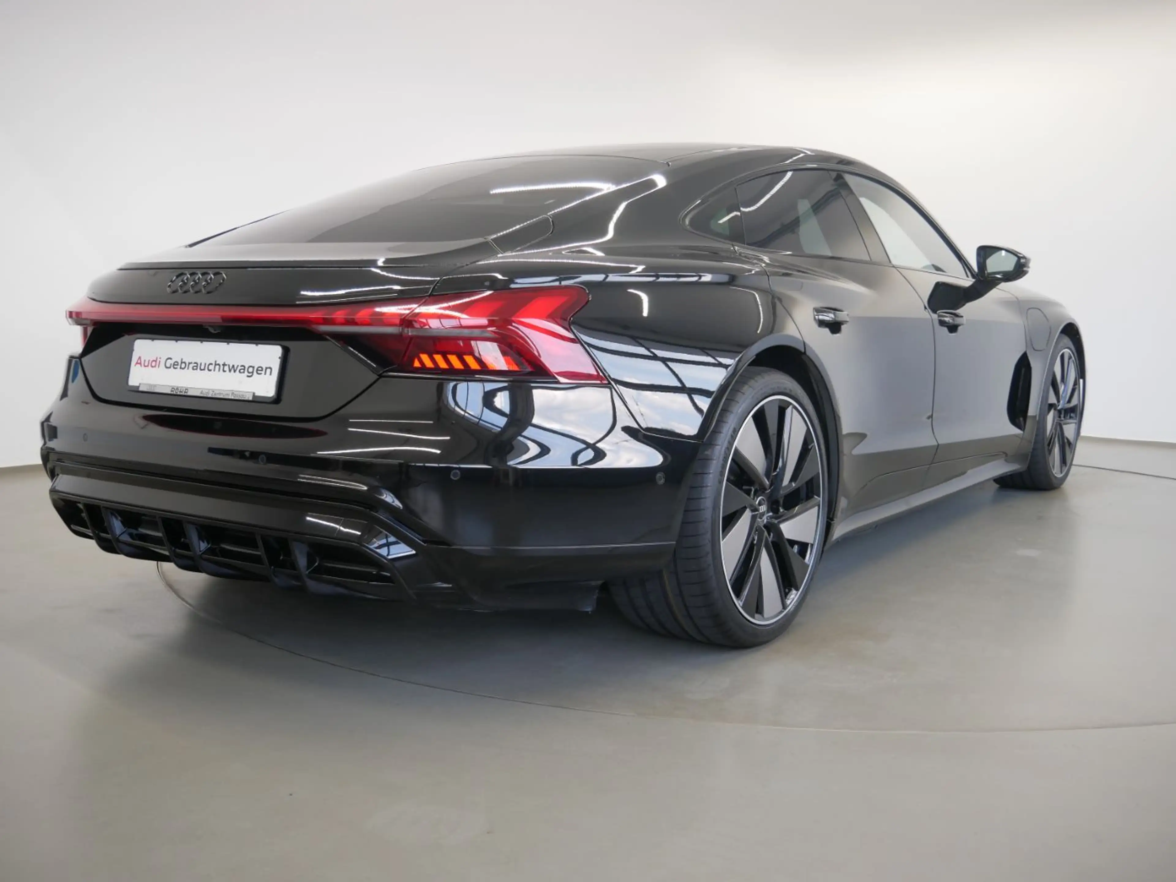 Audi e-tron GT quattro KERAMIK MATRIX HEAD-UP — photo 6
