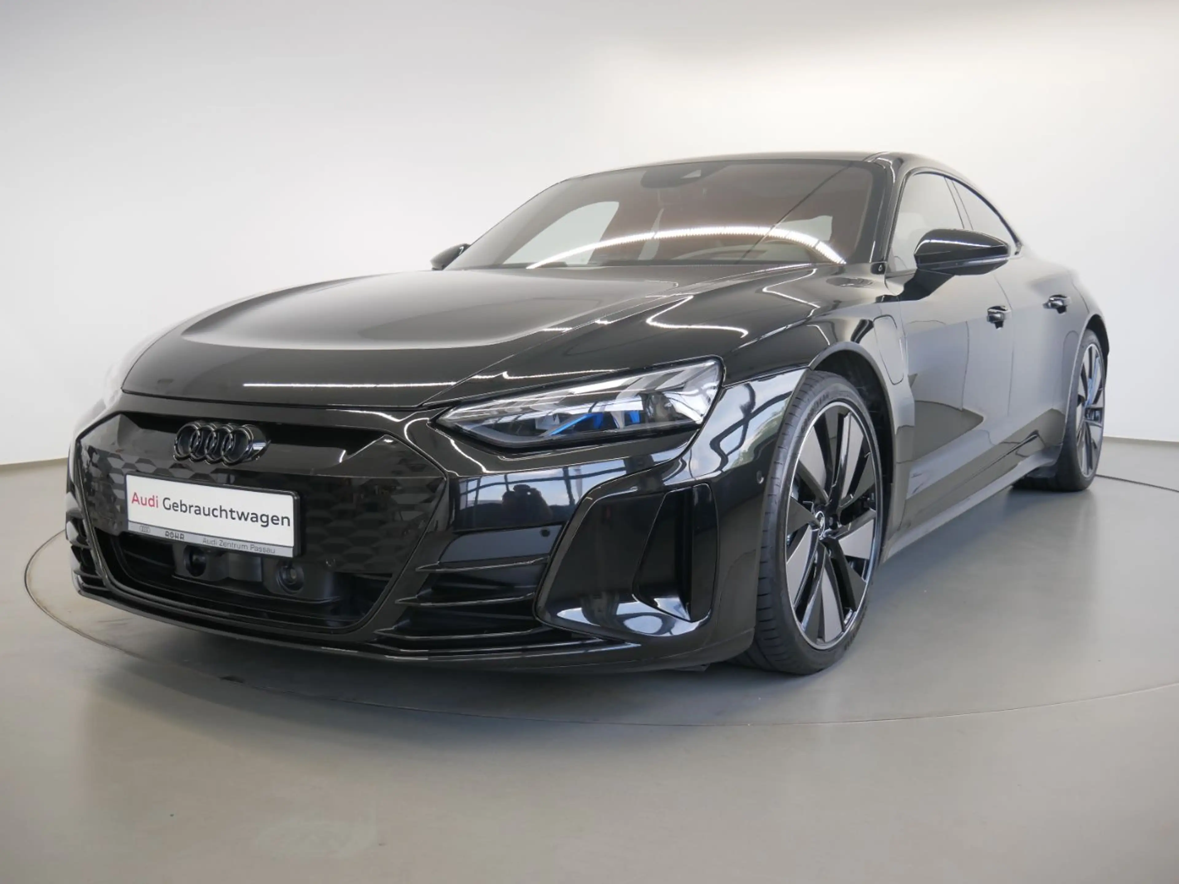 Audi e-tron GT quattro KERAMIK MATRIX HEAD-UP — photo 2