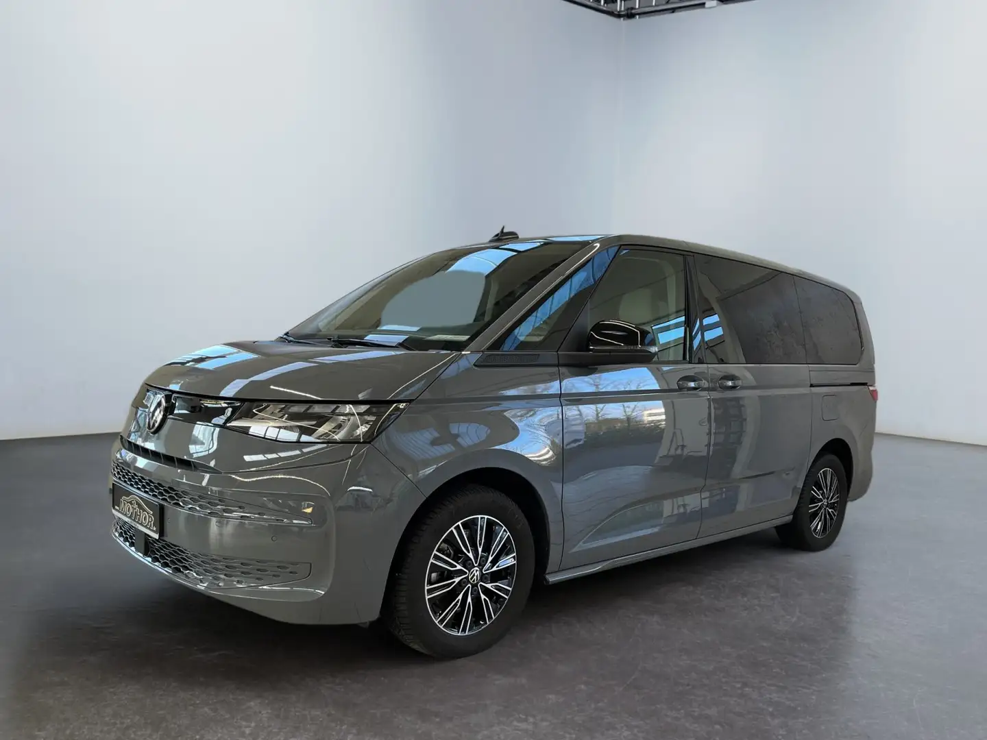 Volkswagen T7 Multivan Multivan Basis 2.0 TDI lang 7-Sitzer Tepomat Grau - 2