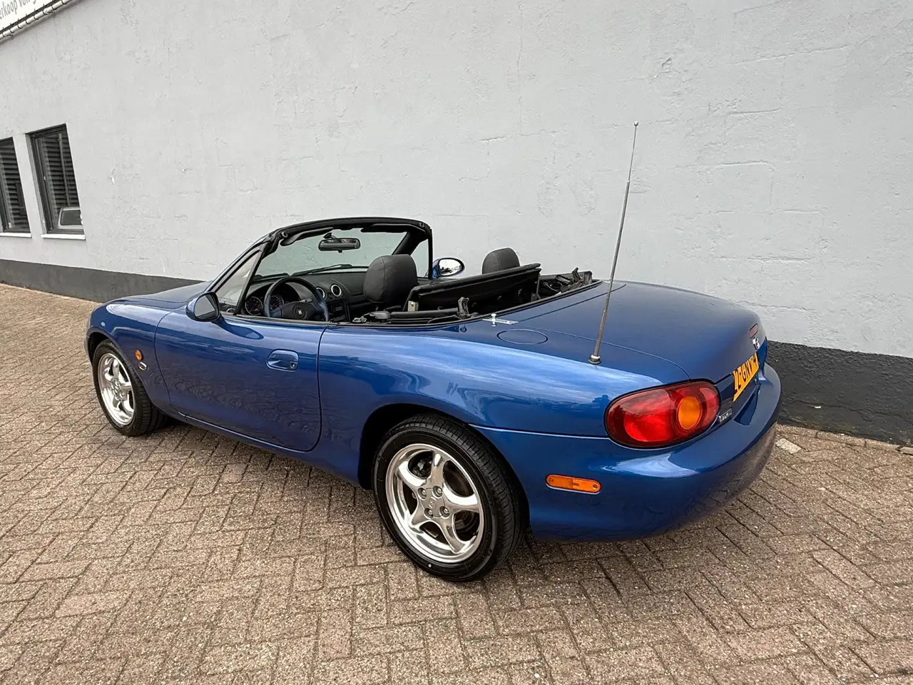 Mazda MX-5 1.8i 10th Anniversary - Lederen Interieur, foto 9