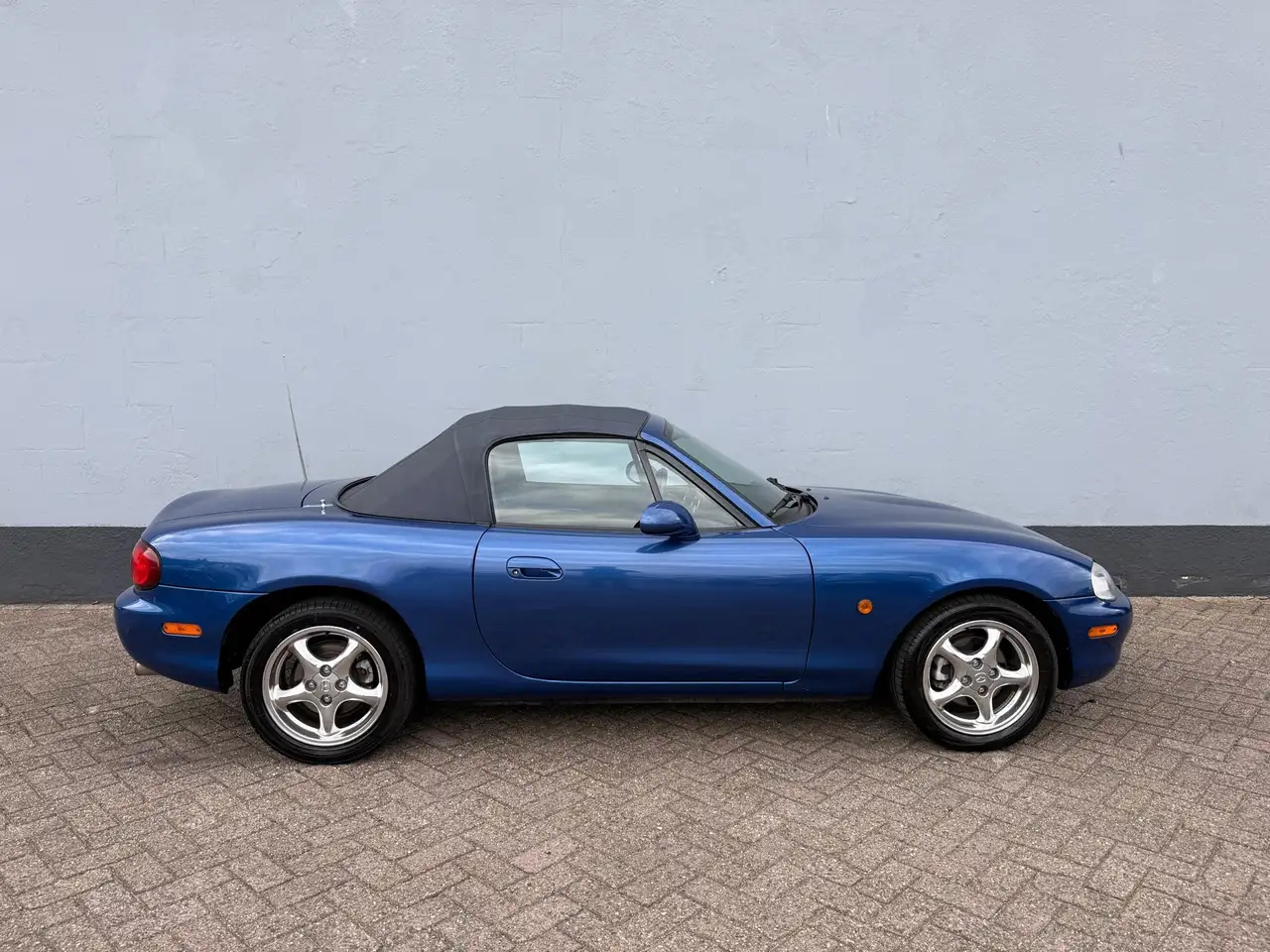 Mazda MX-5 1.8i 10th Anniversary - Lederen Interieur, foto 5