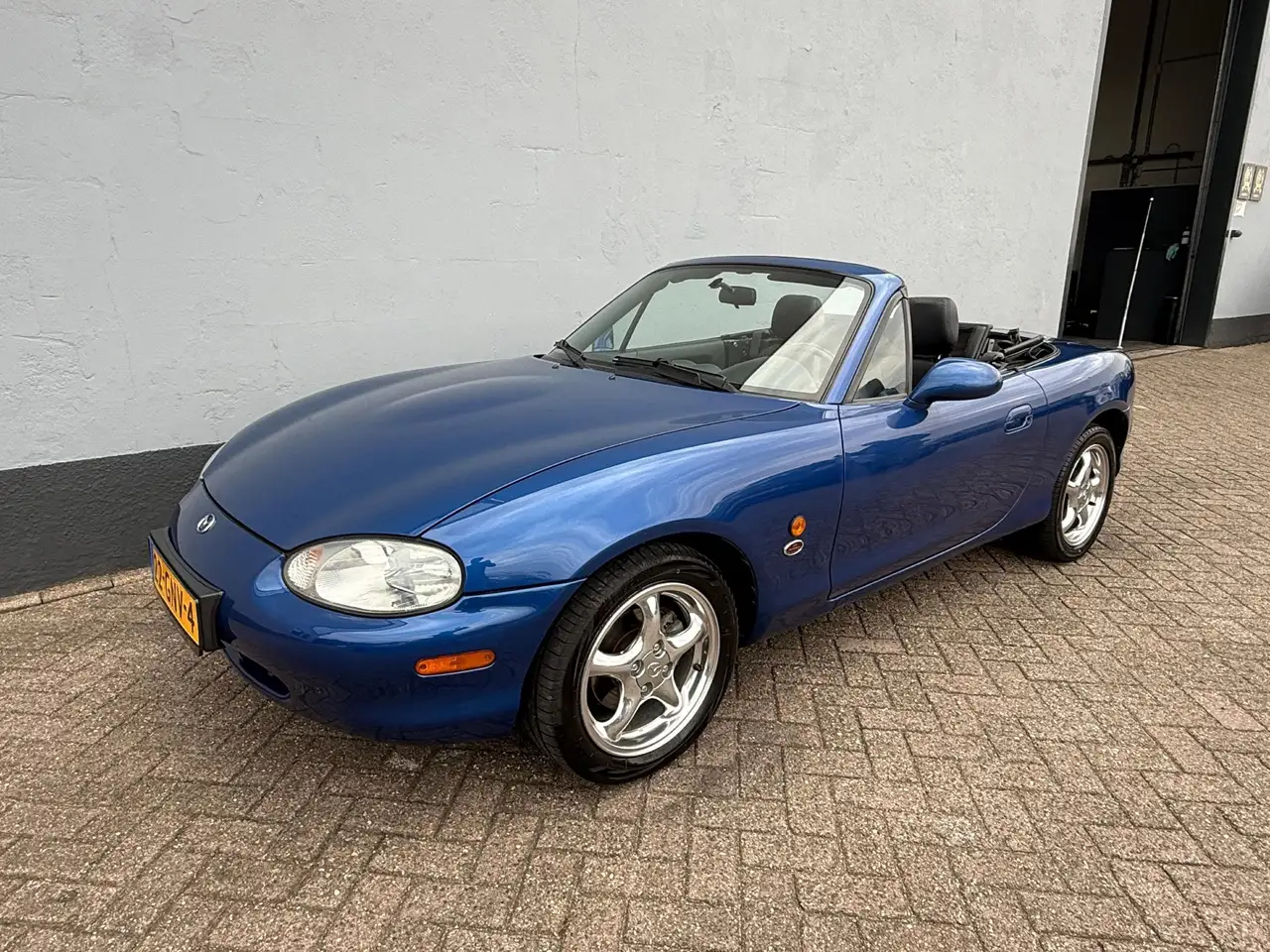 Mazda MX-5 1.8i 10th Anniversary - Lederen Interieur, foto 7