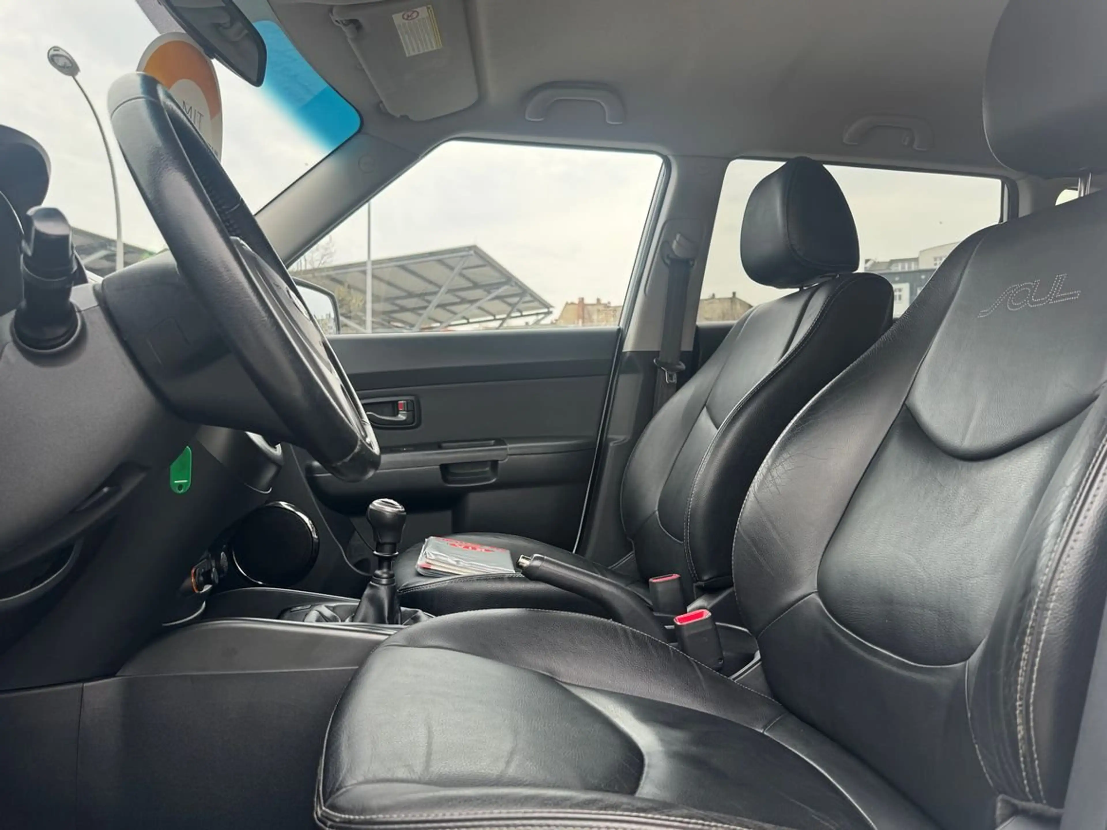 Kia Soul White Collection,Klimaautomatik,Leder,SHZ,PDC — photo 15