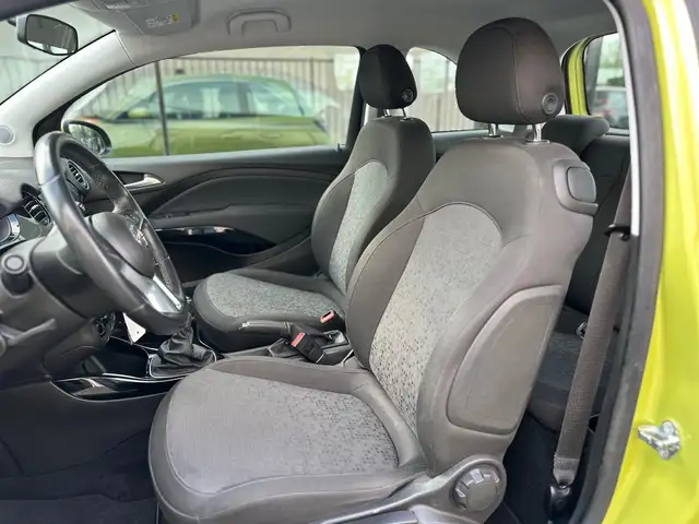 Opel Adam view 3