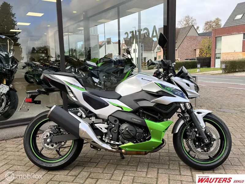 Kawasaki Z7 Hybrid - foto 3