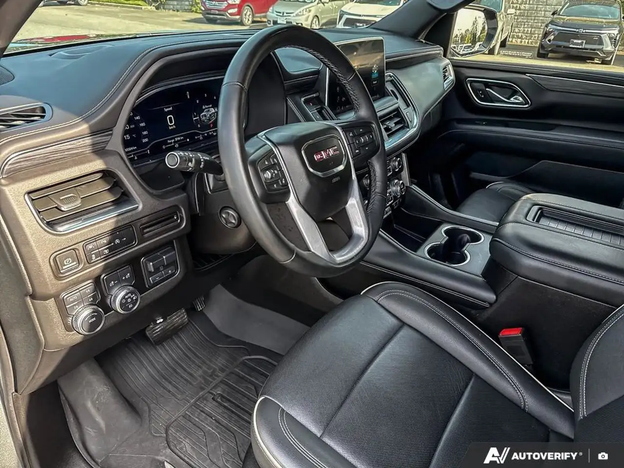 GMC Yukon снимка GMC Yukon