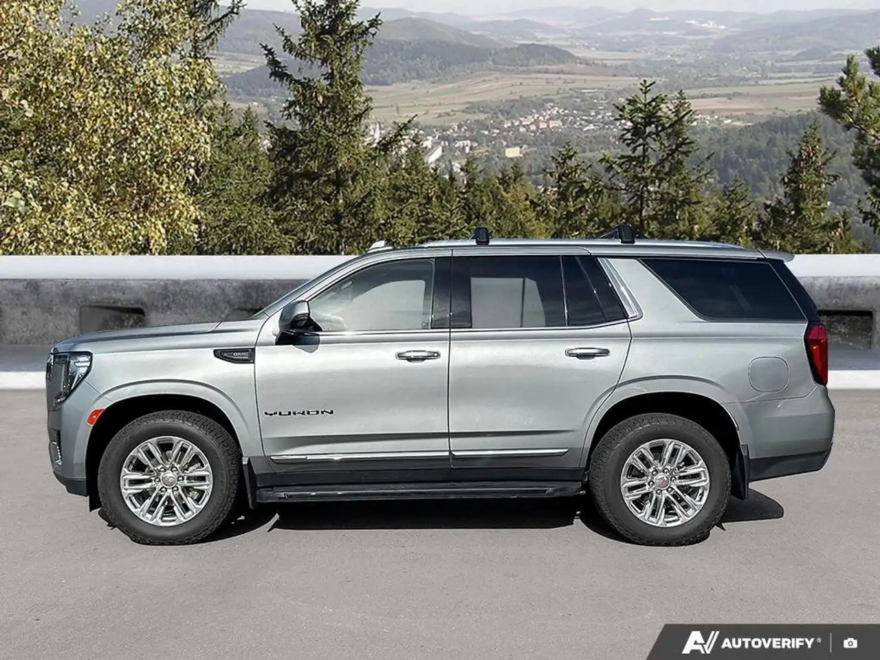 GMC Yukon снимка GMC Yukon