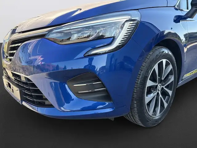 Renault Clio view 11