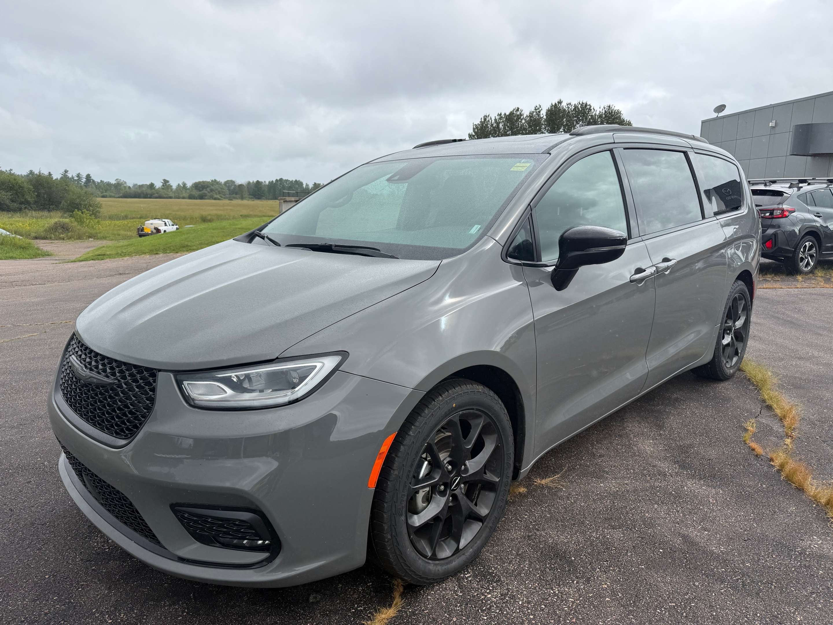 2025 Chrysler Pacifica Limited