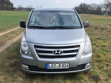 2.5 CRDi Travel Premium