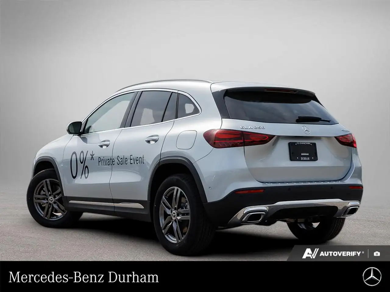 Mercedes-Benz GLA fotografie Mercedes-Benz GLA