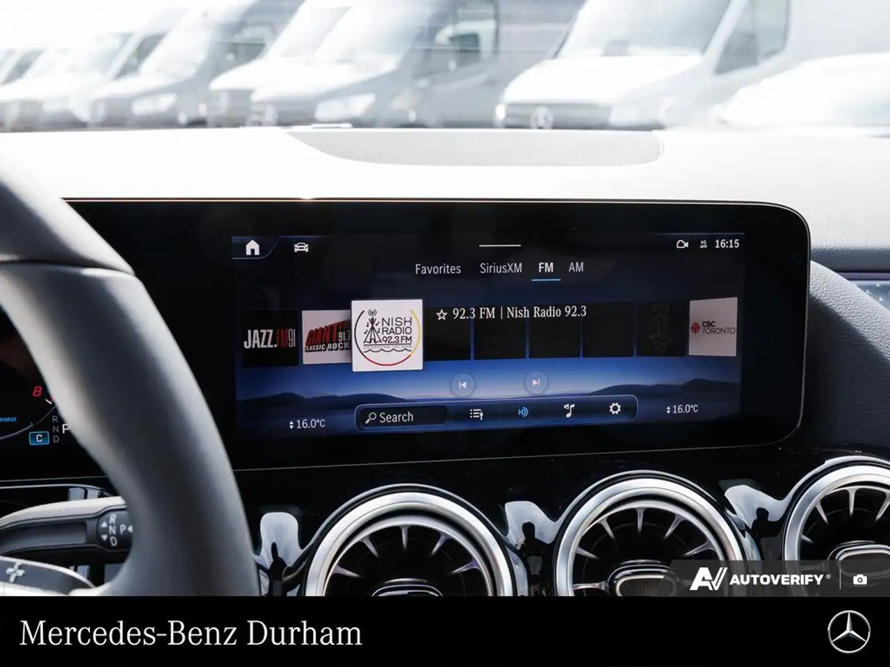 Mercedes-Benz GLA fotografie Mercedes-Benz GLA