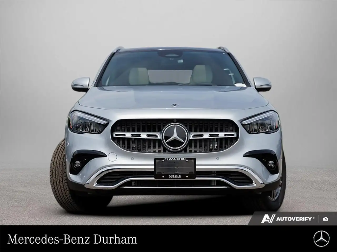 Mercedes-Benz GLA fotografie Mercedes-Benz GLA