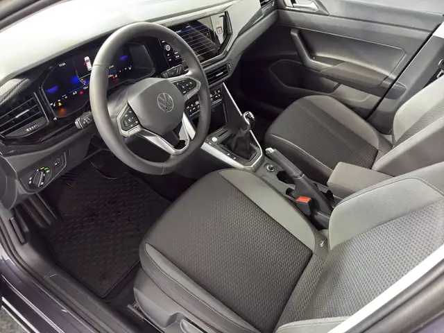 Volkswagen Taigo view 6