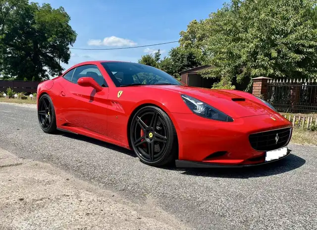 Ferrari California 4.3 V8/NOVITEC Paket/R21