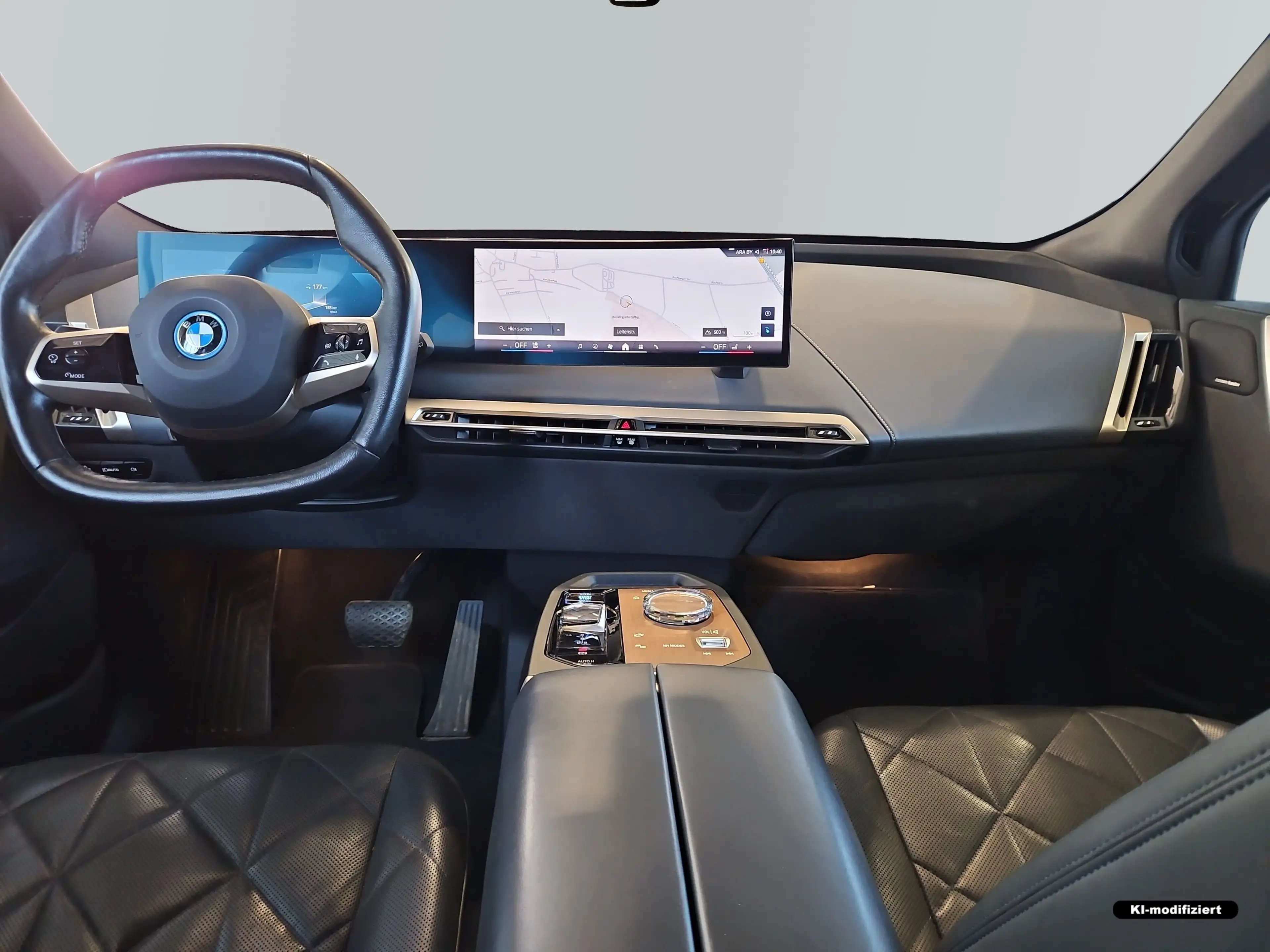 BMW iX xDrive40 *Sportpaket*22"*LC Prof.*HUD*H/K*AHK*SkyL — photo 13