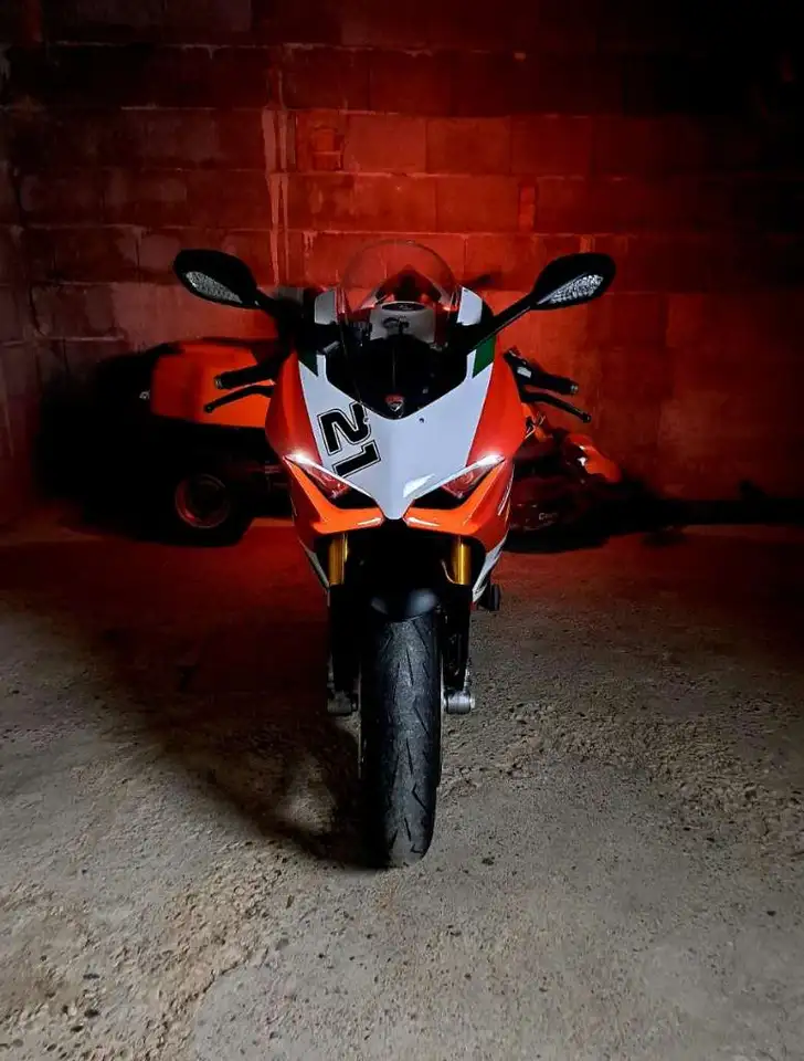 Ducati Panigale V2